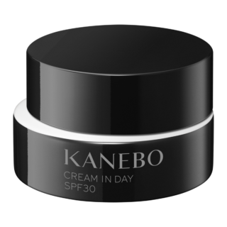 乾燥や紫外線から肌を守り、柔らかく潤ったハリ肌へ導く朝クリーム。メイクのノリも高めます。［医薬部外品］SPF30・PA+++ 40g ¥9,350（カネボウインターナショナルDiv.）