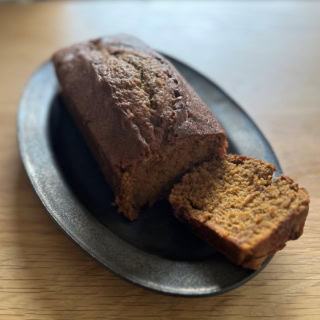 ヨーロッパの伝統的な焼き菓子「ジンジャーブレッド」の作り方