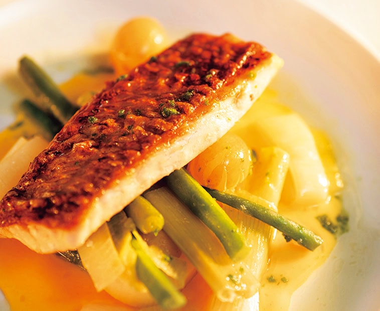 まるで空の上の三つ星レストラン