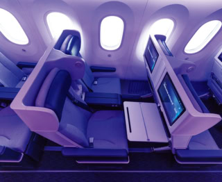 プレミアム・エコノミーでゆったり