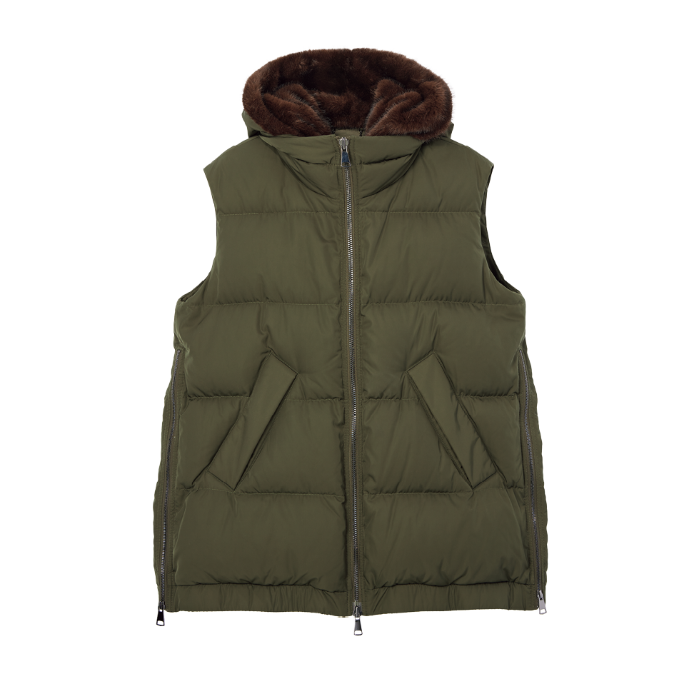 ベスト¥99,000（ルー アンドレア／ミューズ ドゥ ドゥーズィエム クラス 六本木店）