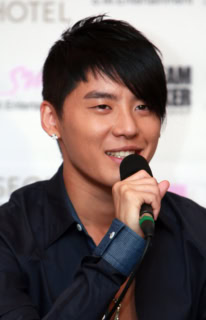 ジュンスの歌とダンスが本当に好き。