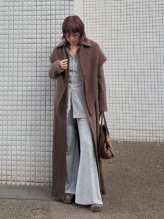 トーンオントーンが洒落感たっぷり