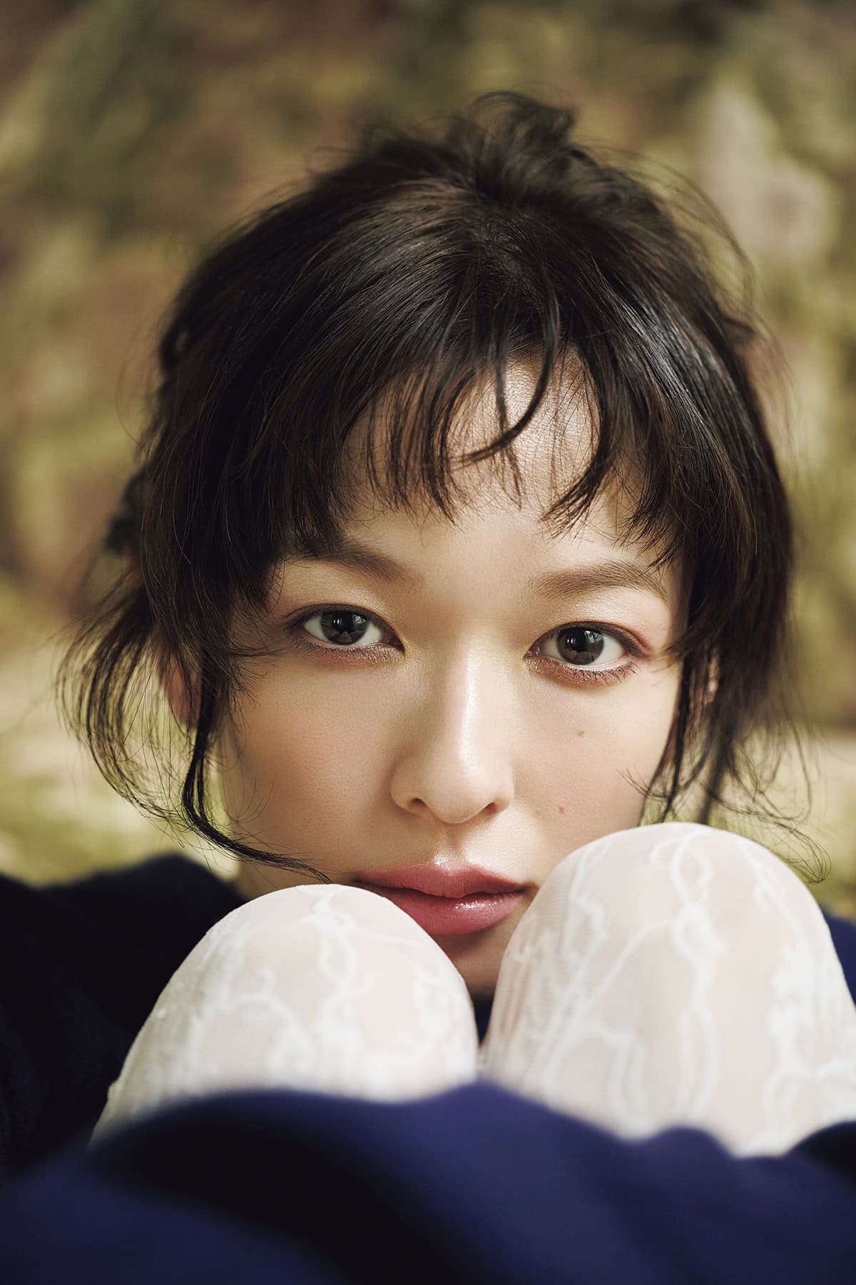 ニットドレス¥63,800（イーヨ）、タイツはスタイリスト私物