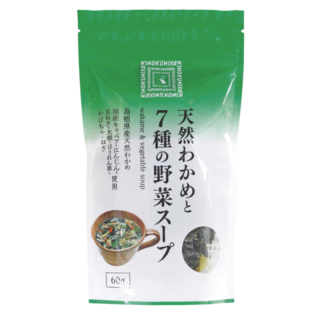 島根県産の天然わかめに、国産のキャベツ、にんじん、玉ねぎ、大根などを加えた乾燥タイプの野菜スープ。優しい甘みが特徴。60g￥594（紀ノ国屋）