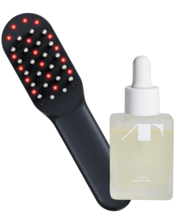 ちなみにこちらは梨花さんの最近のご愛用品。オイルは朝、お使いだそうですよ。詳細は本誌でご確認ください♡