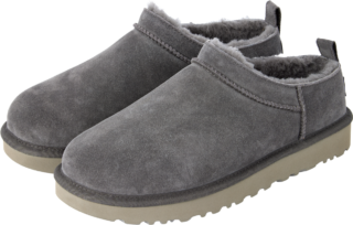 店頭は春物しか売っていない現在、足の冷えに困っている方！ UGGがあります、という話なんかも載っています。