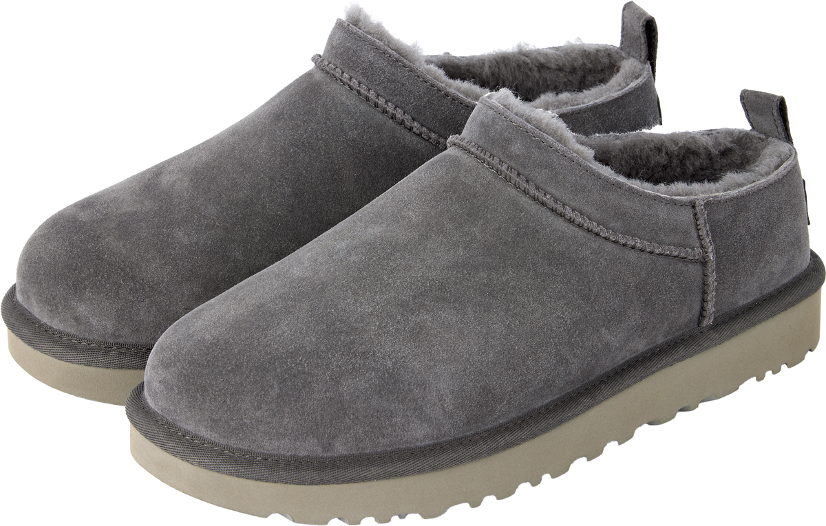 店頭は春物しか売っていない現在、足の冷えに困っている方！ UGGがあります、という話なんかも載っています。