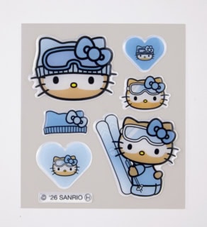 ぷっくりとした立体感がどこか懐かしいシールセット。冬らしい水色が可愛い♡