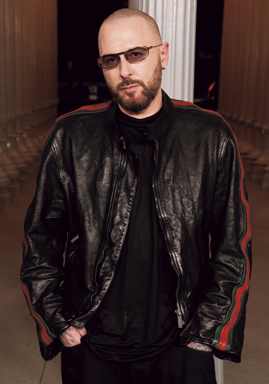 デミ・ムーア、エリオット・ペイジ、エドワード・ノートンといった豪華キャストが出演するショートフィルム『ザ・タイガー』も話題だったデムナによる新生GUCCI。彼はファーストコレクションも、続く12月に発表された2026年プレ・フォール・コレクション（これは自ら撮影！）も、自身の“グッチのヴィジョン”をルックブック形式で披露することを選択。これにより年明け2月に予定されている初のランウェイショーへの期待値は高まるばかり！