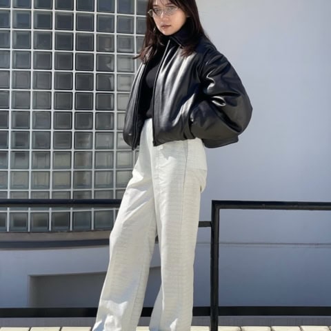 【40代スナップ】ボリューミーなコーデは「メタルフレーム眼鏡」でスッキリ見せ!|山崎槙子さん