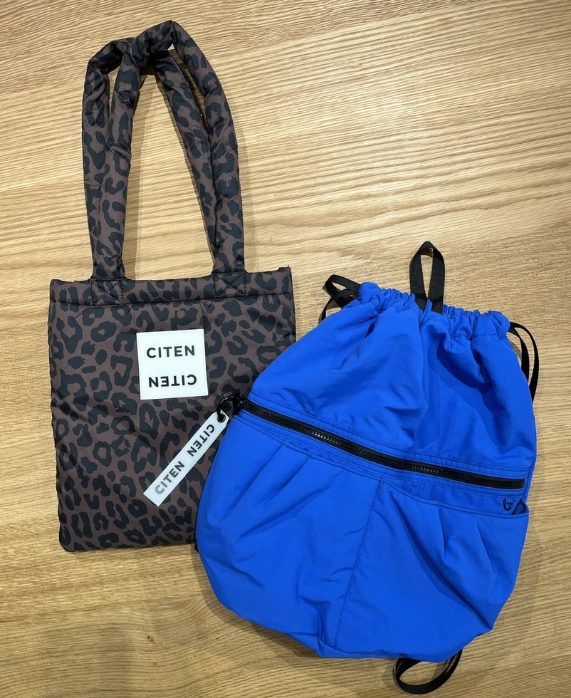 ちなみに、スタイリスト金子 綾さん監修のレオパード柄パフィトートとの相性も抜群でした！