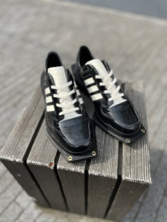 「adidas Originals FORUM SQ W」￥18,700（アディダス オリジナルス）