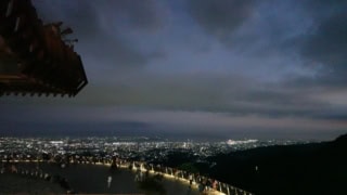 日が落ちるのはあっという間。キラキラした夜景に思わずうっとり。