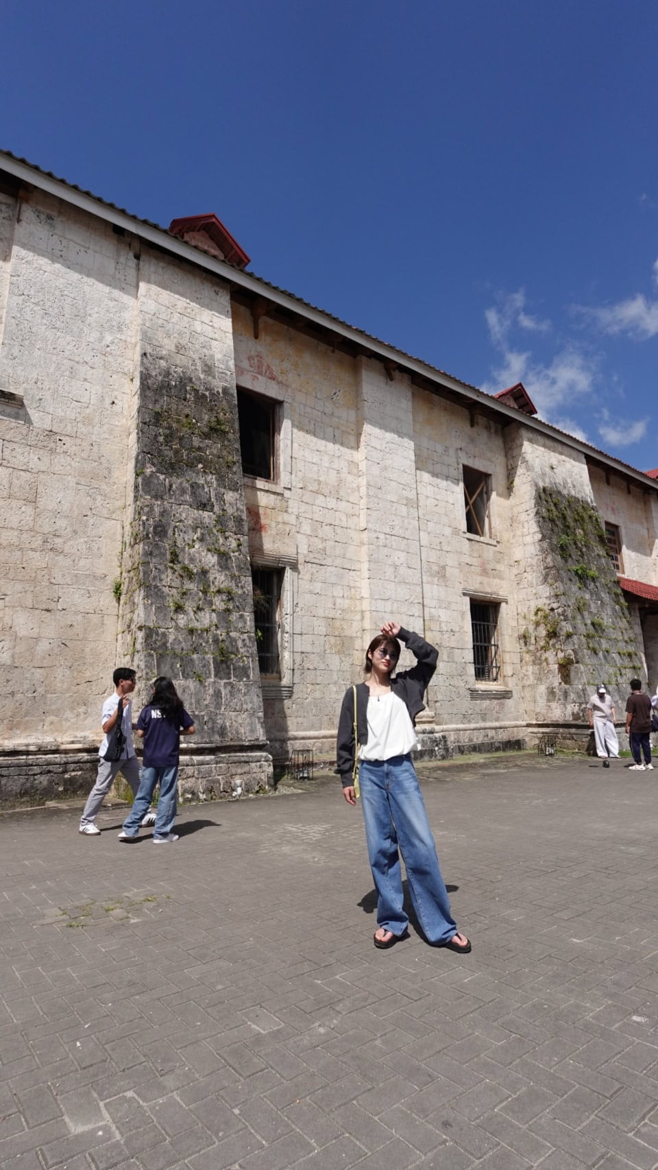 珊瑚石を使った外壁も圧巻！