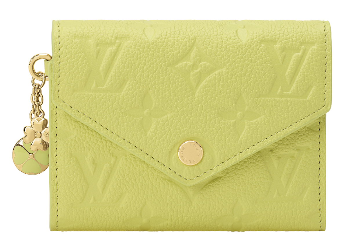 ウォレット〈ポルトフォイユ・ヴィクトリーヌ〉［H9.5×W12×D2.5㎝］¥117,700（ルイ・ヴィトン／ルイ・ヴィトン クライアントサービス）