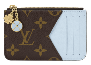 カードケース〈カードケース ポルト カルト・ロミー〉［Ｈ8×W12×D0.8㎝］¥77,000（ルイ・ヴィトン／ルイ・ヴィトン クライアントサービス）