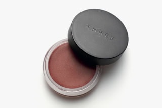 THREE×FETICO グラムトーンカラーカスタード F01 BLOOM WHISPER ¥3,300（THREE・3月27日店舗・数量限定発売）