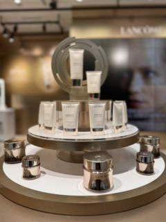 ランコム最高峰のアプソリュ新作UVのポップアップストア