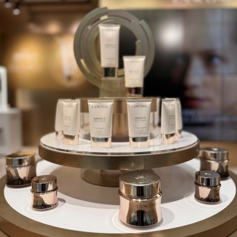 ランコム最高峰のアプソリュ新作UVのポップアップストアを表参道ヒルズで開催中!