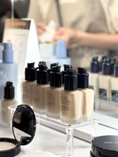 【エスティ ローダー】伝説ファンデ「ダブルウェア」がリニューアル