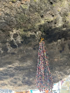 願いを叶え、平和の象徴とされる千羽鶴