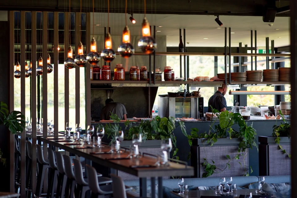 店内はカジュアルで洗練された雰囲気。すごく心地いい空間です