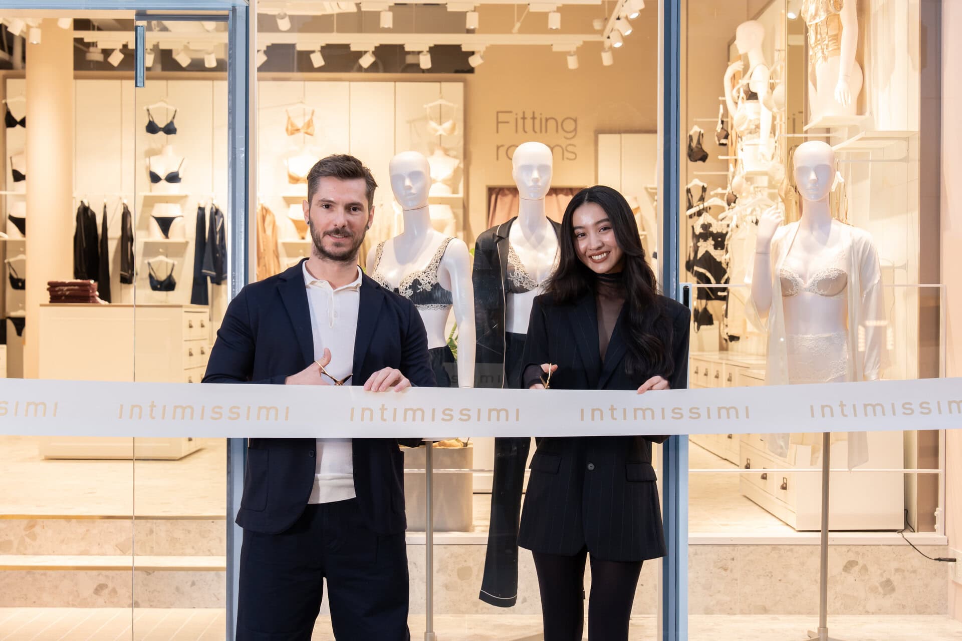 intimissimi シルク キャミソール　伊原葵 素敵なランジェリーの宝庫【インティミッシミ青山店】Kōki,さん、内田