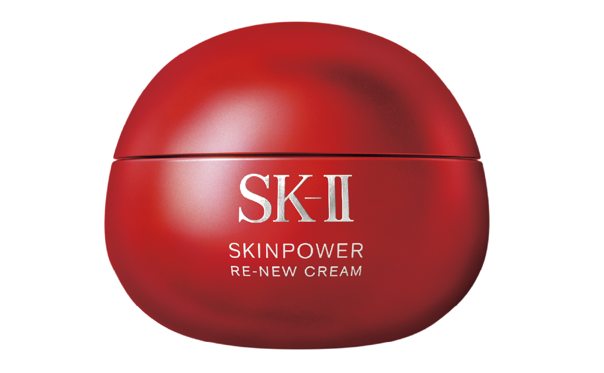 4.ふっくらとしたハリと立体的な肌印象へ。同 スキンパワーリニュークリーム 50g ¥18,700（SK-II）