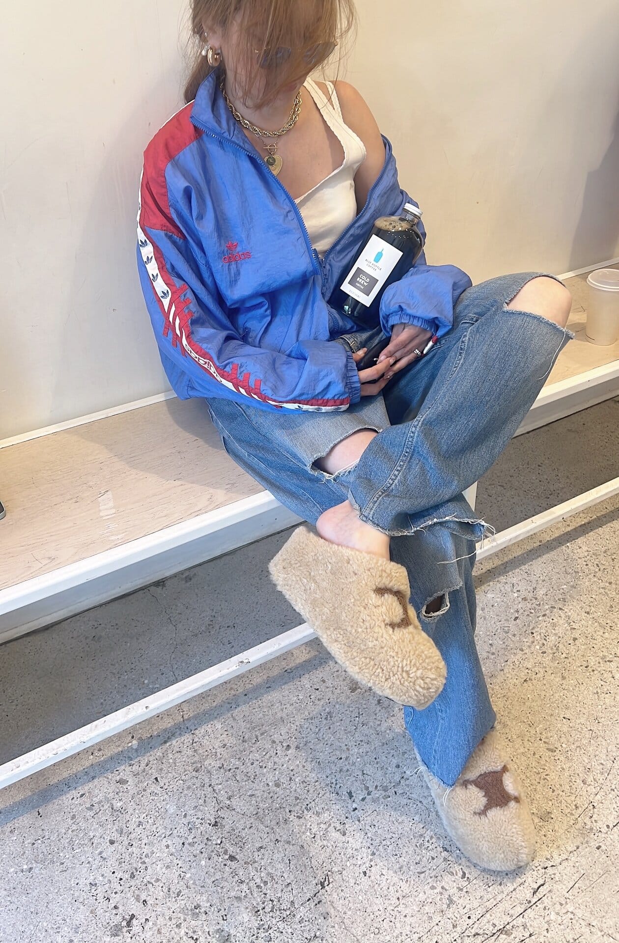 何年か前に買ったセリーヌのふわふわシューズ。この靴大好き。気に入ったものは割とずっとはいているタイプです。