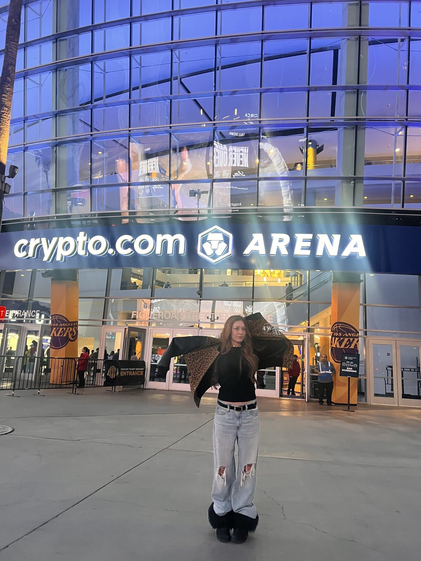 デニムとUGGも「ひみつちゃん」のおかげでベストバランスに