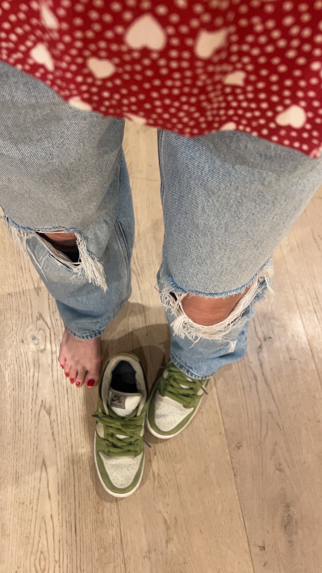 スニーカーの中でも、ボリュームあるデザインが好き。もちろん「ひみつちゃん」は仕込みます