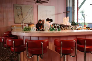 トビリシのカフェ「カフェ・スタンバ （Cafe Stamba）」