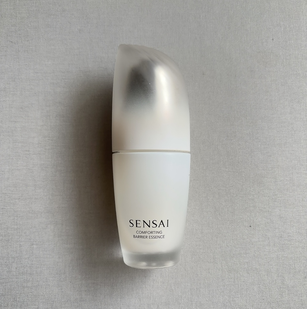 センサイ コンフォーティング バリア エッセンス 40mL ¥18,700