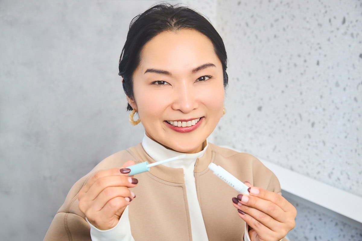 「まつ毛の変化を実感できるから、ケアへのモチベーションが高まります」とotona ROSY アンバサダーの篠原正美さんも大絶賛。