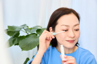 「まつ毛が元気になると表情まで明るくなる!」とotona ROSY 編集長 梅田美佐子