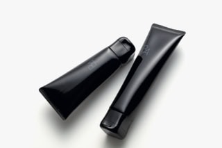 左から:B.A クレンジングクリーム 130g ¥12,100、同 ウォッシュ 100g ¥12,100(共にポーラ・3月1日発売)