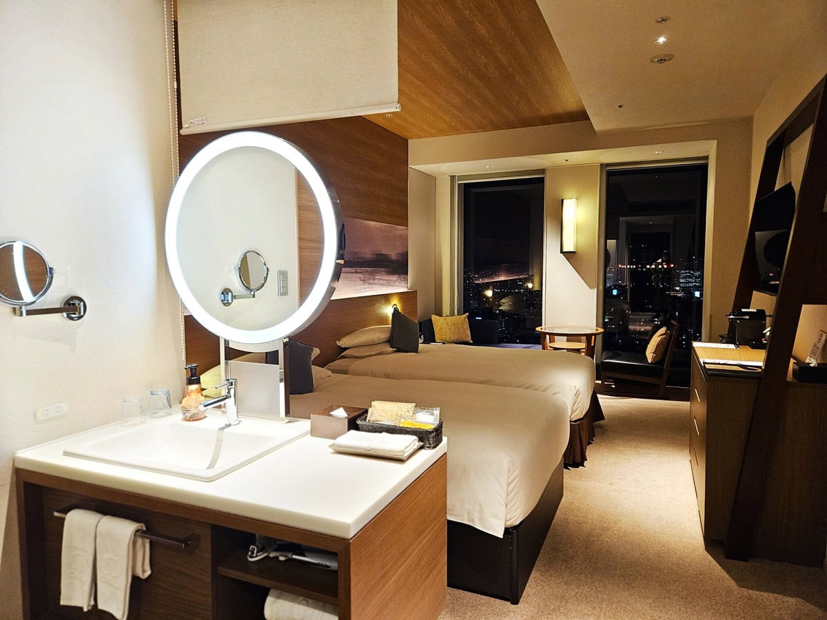 今回、試泊させていただいた32.8㎡の「スカイツインルーム」。