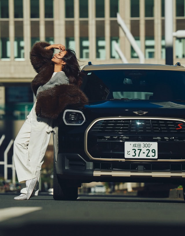 自慢したくなるビジュ♡ 街乗りもアウトドアもイケるSUV【MINI Countryman】は大本命のクルマだった！｜佐田真由美