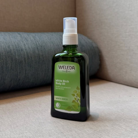 むくみ対策の定番アイテムの実力はやっぱりすごい!【ヴェレダ】のホワイトバーチ ボディオイル!