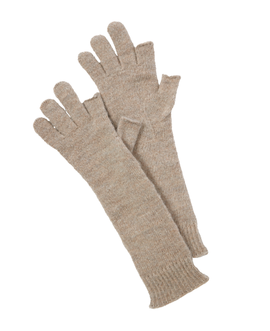 人さし指と親指があいたスマホ対応モデル。手袋¥17,600（ALPO／マルティニーク ルミネ横浜）