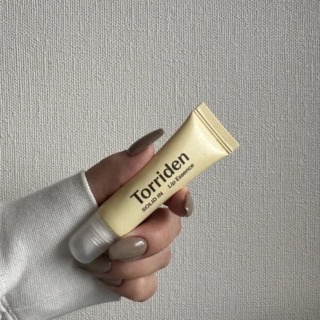 ソリッドイン リップエッセンス（トリデン ）