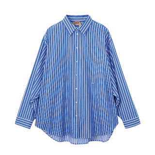 シャツ¥126,500（ヌメロ ヴェントゥーノ／イザ）