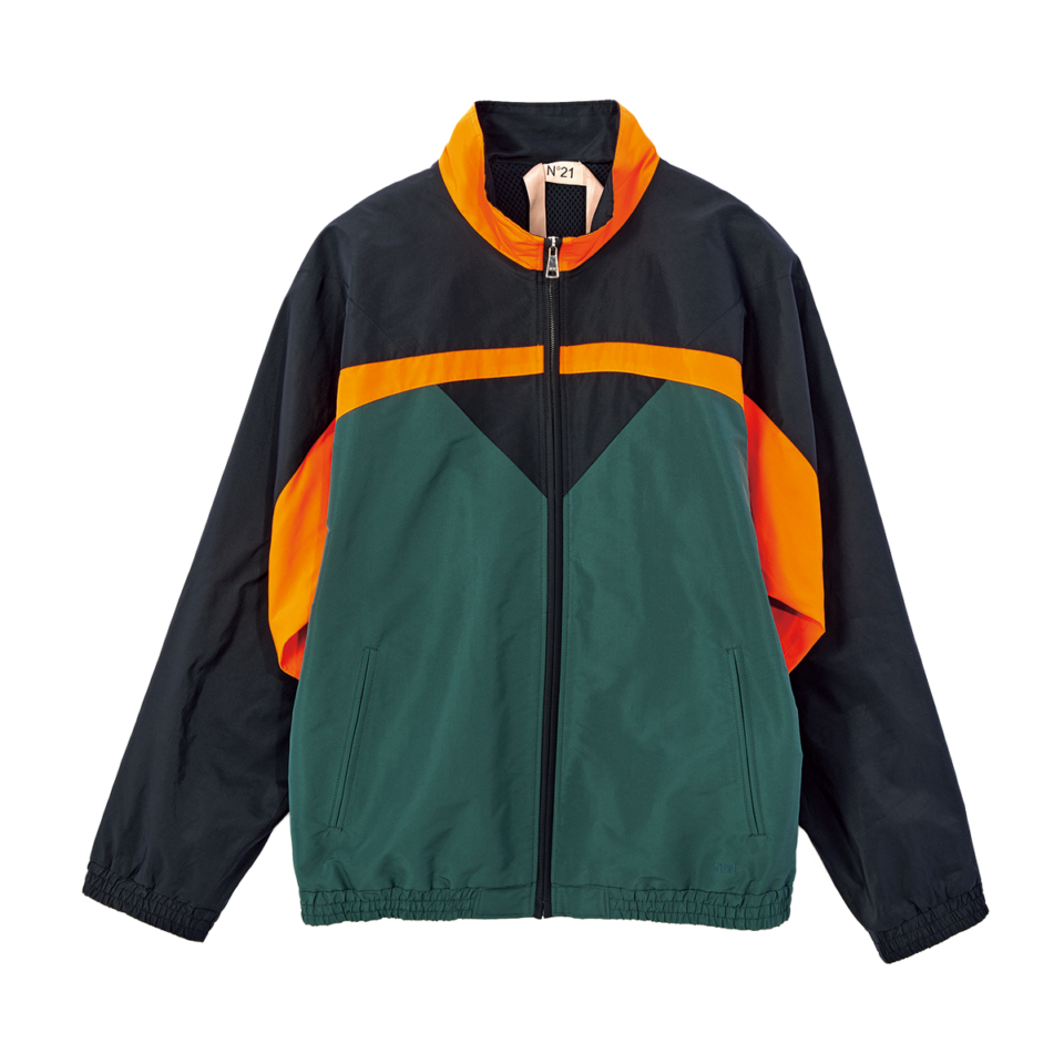 ブルゾン¥176,000（ヌメロ ヴェントゥーノ／イザ）