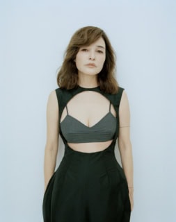 ドレス¥583,000（ジル サンダー／ジルサンダージャパン）