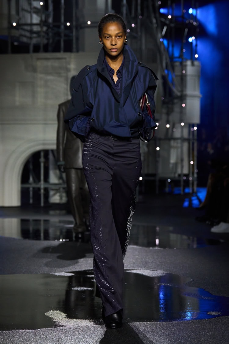 BURBERRY 2026-27 AUTUMN WINTER_011