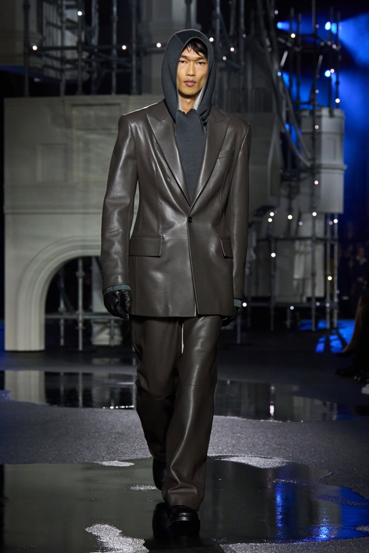 BURBERRY 2026-27 AUTUMN WINTER_012