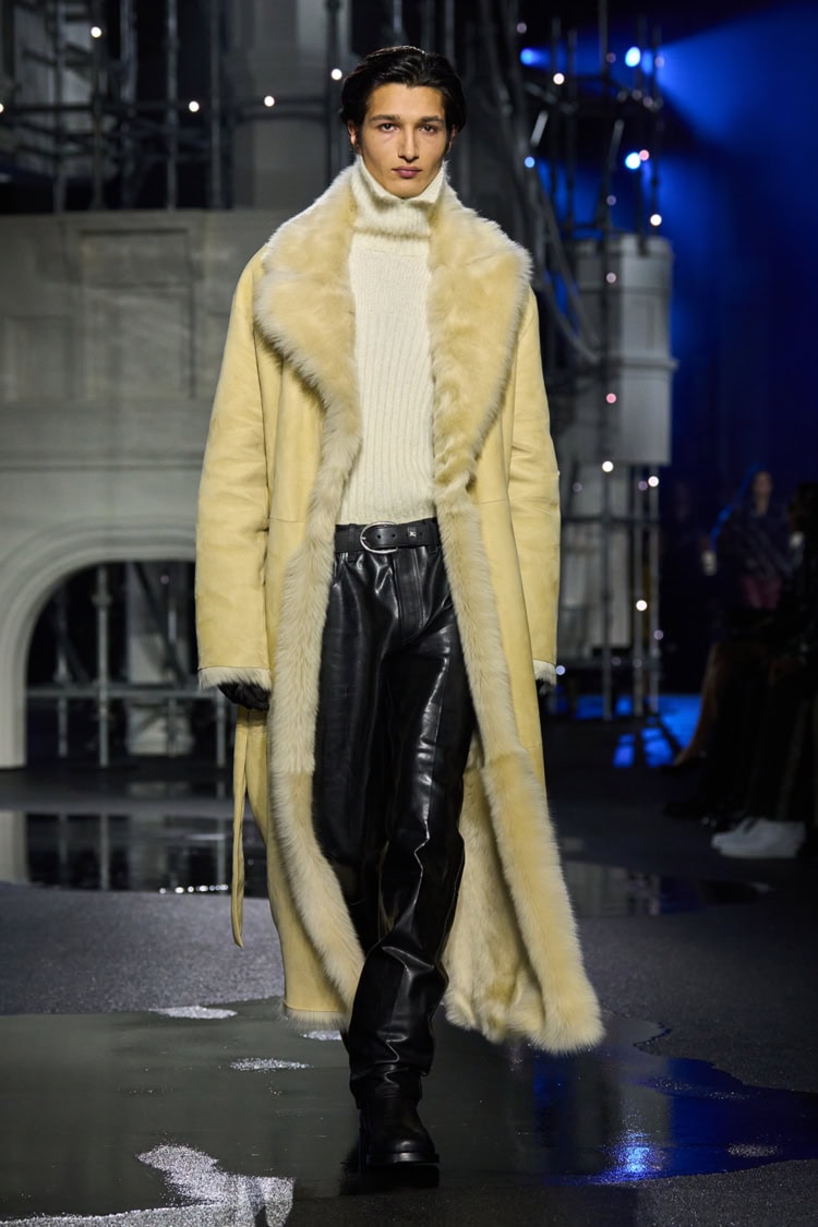 BURBERRY 2026-27 AUTUMN WINTER_027