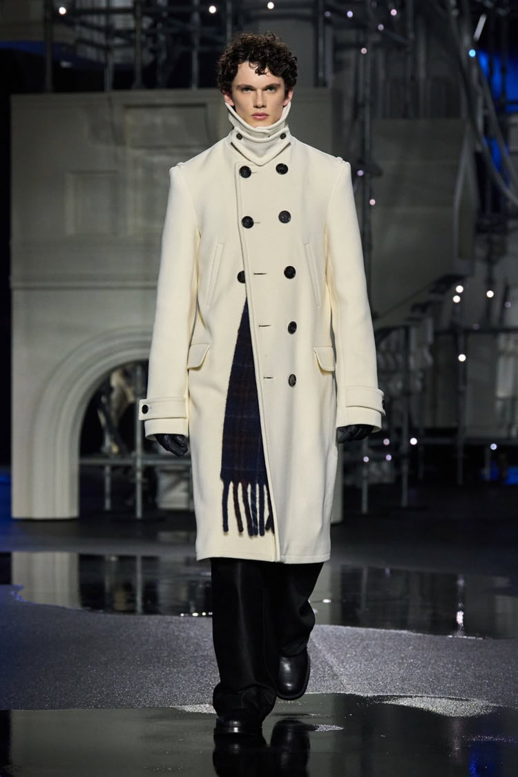 BURBERRY 2026-27 AUTUMN WINTER_030