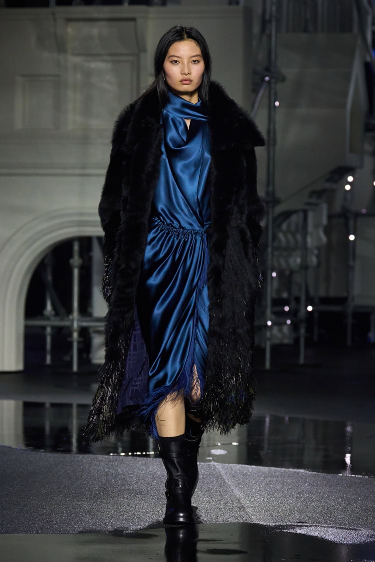 BURBERRY 2026-27 AUTUMN WINTER_037